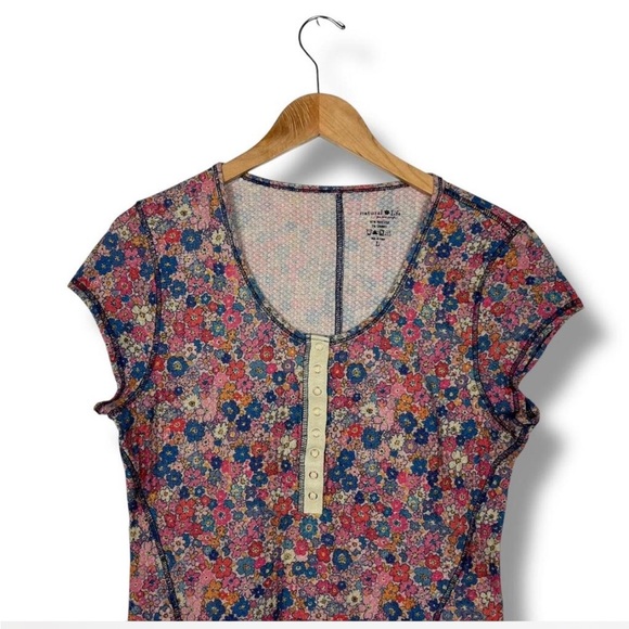 Natural Life Reagan Top Size Large Thermal Henley Snap Floral Garden Boho Hippie - Picture 5 of 6